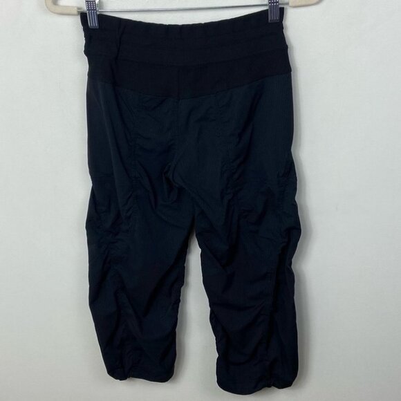 Lululemon Black Studio Crop Pants Joggers Unlined‎ Size 4 Yoga Run Dance Fitness - Picture 6 of 12